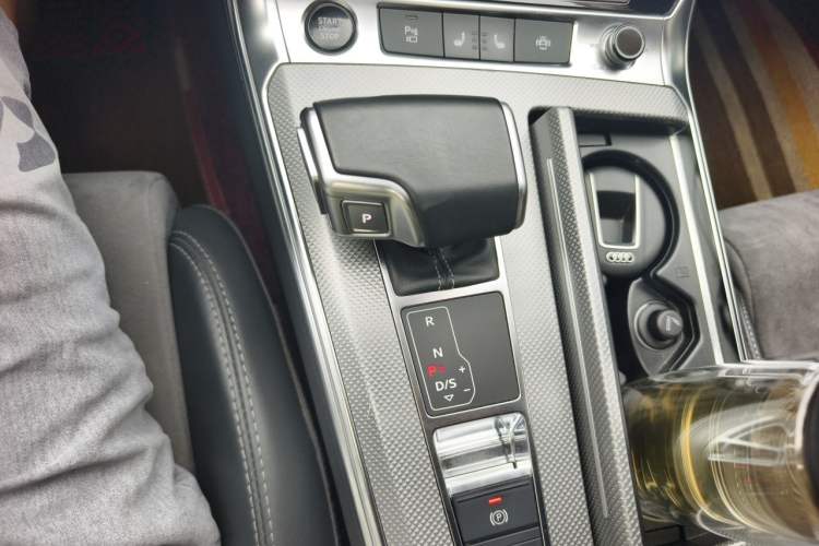 Used Audi A6L 2020 45 TFSI Prestige Dynamic Edition Gear Lever