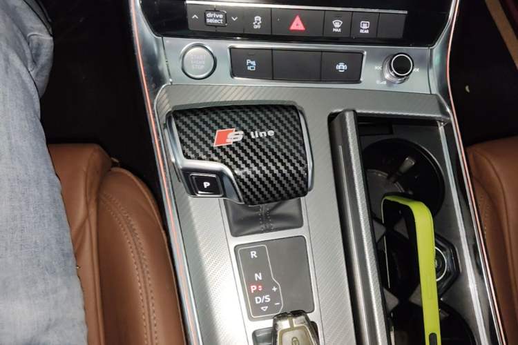 Used Audi A6L 2020 45 TFSI Prestige Elegant Edition Gear Lever