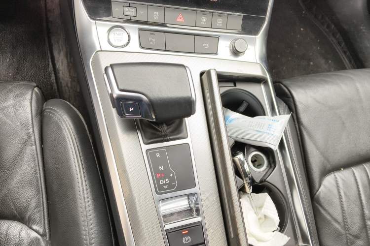 Used Audi A6L 2020 45 TFSI Prestige Elegant Edition Gear Lever