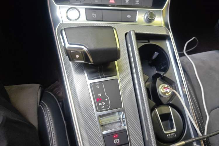 Used Audi A6L 2020 45 TFSI quattro Prestige Dynamic Edition Gear Lever