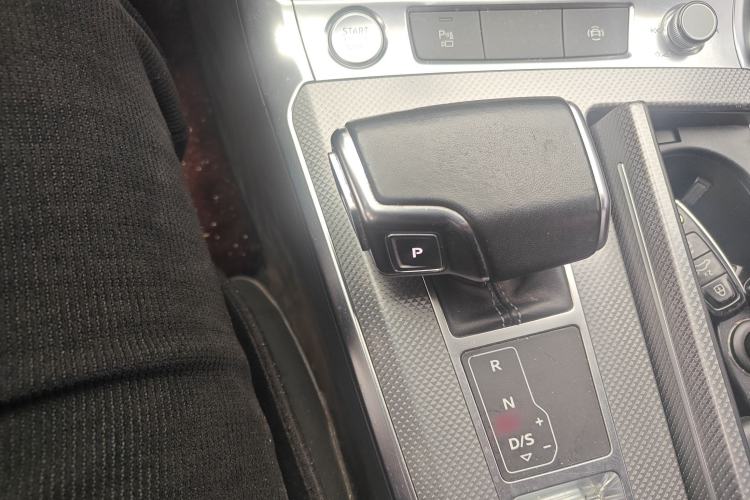 Used Audi A6L 2020 45 TFSI Prestige Dynamic Edition Gear Lever