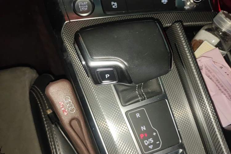 Used Audi A6L 2020 40 TFSI Luxury Dynamic Edition Gear Lever