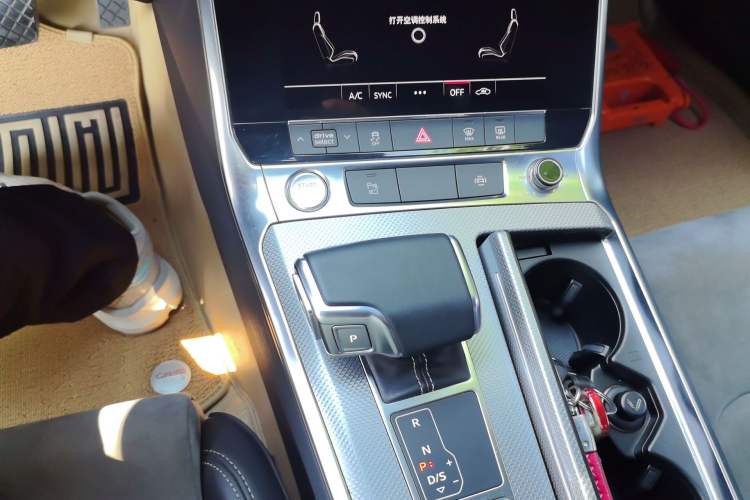 Used Audi A6L 2020 40 TFSI Luxury Dynamic Edition Gear Lever