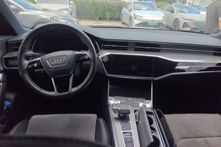 Used Audi A6L 2020 40 TFSI Luxury Dynamic Edition Interior 2