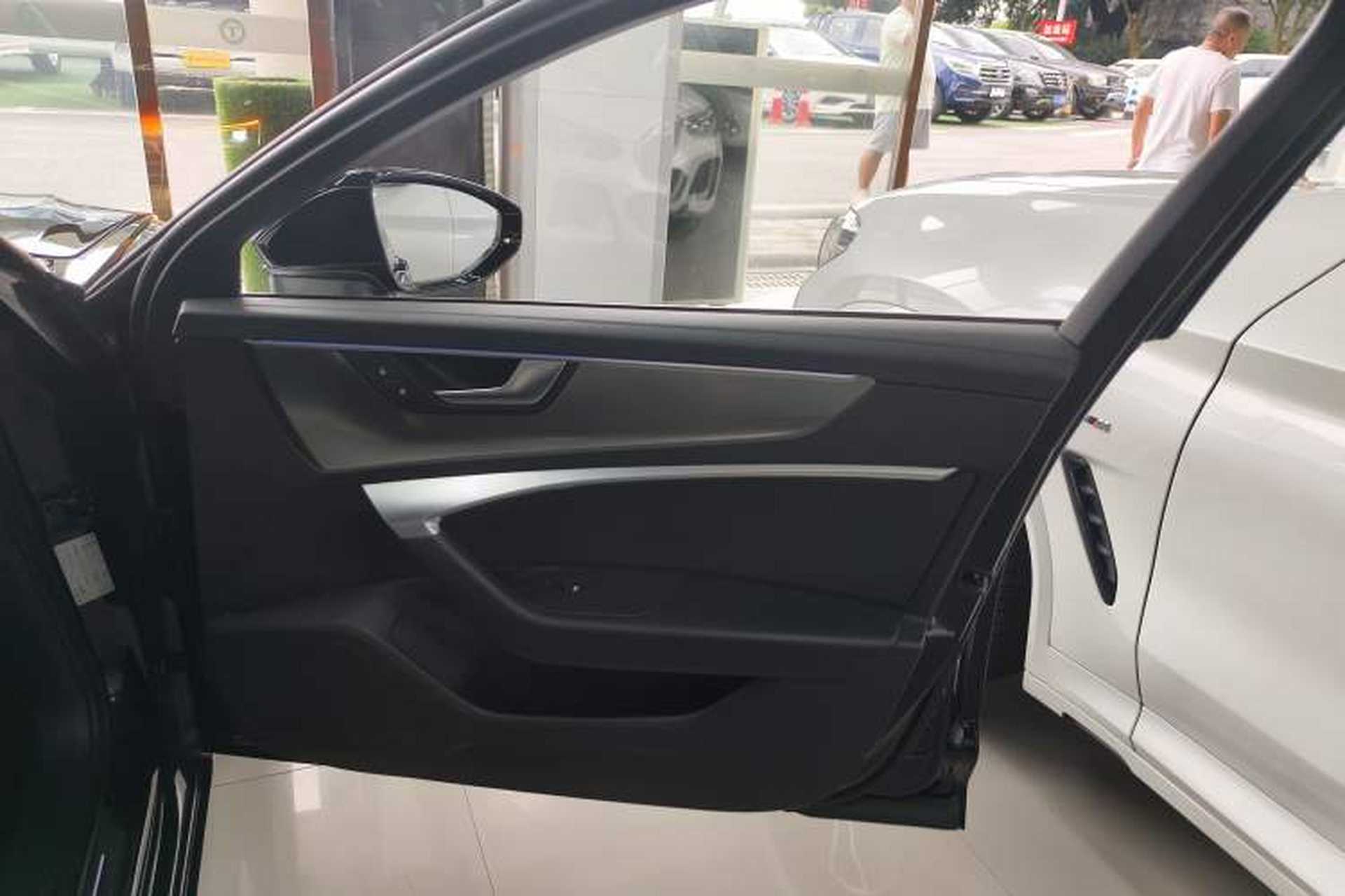 Used Audi A6L 2020 40 TFSI Luxury Dynamic Edition Interior 2