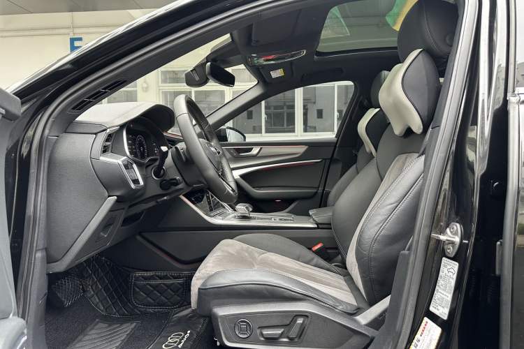 Used Audi A6L 2020 40 TFSI Luxury Dynamic Edition Interior 2