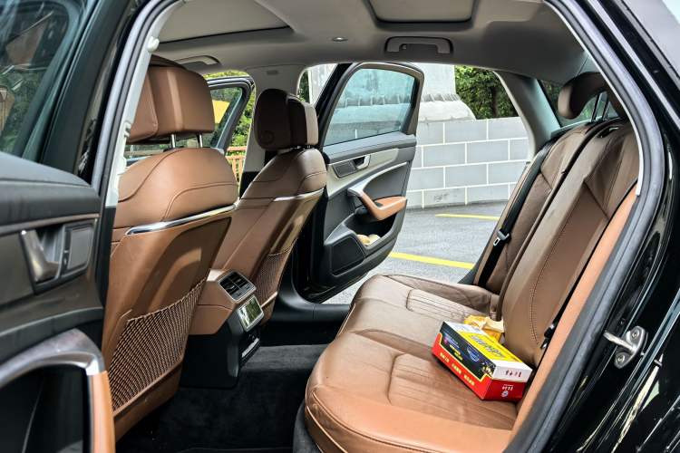 Used Audi A6L 2020 45 TFSI Prestige Elegant Edition Interior 2
