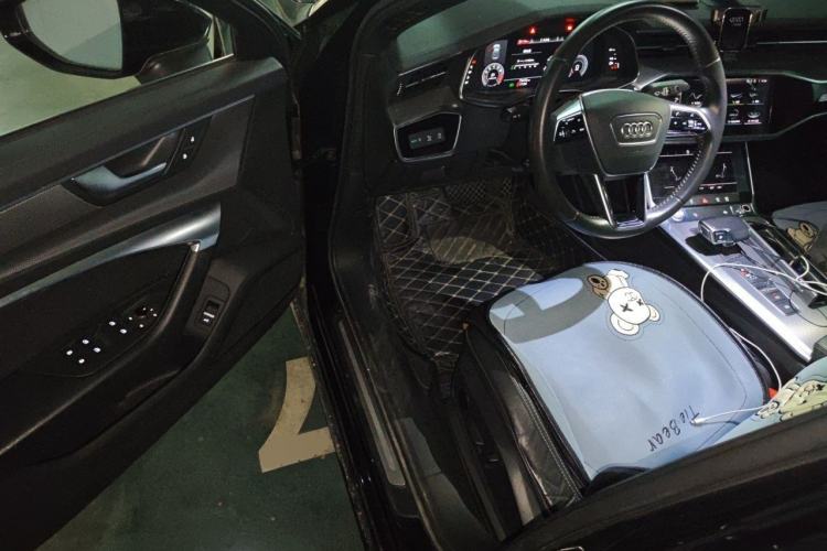 Used Audi A6L 2020 40 TFSI Luxury Dynamic Edition Interior 3