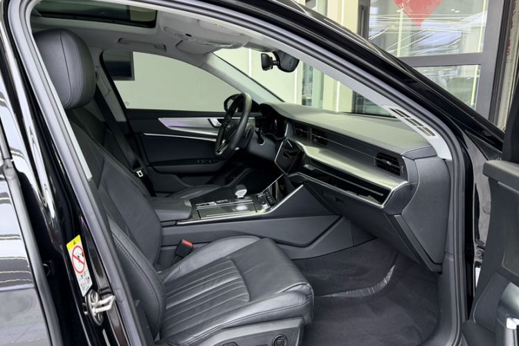 Used Audi A6L 2020 40 TFSI Luxury Prestige Edition Interior 4