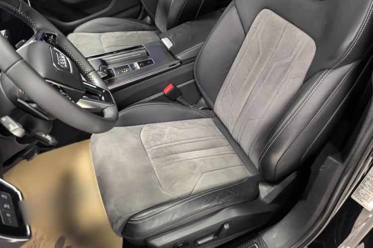 Used Audi A6L 2020 45 TFSI Prestige Dynamic Edition Interior 6