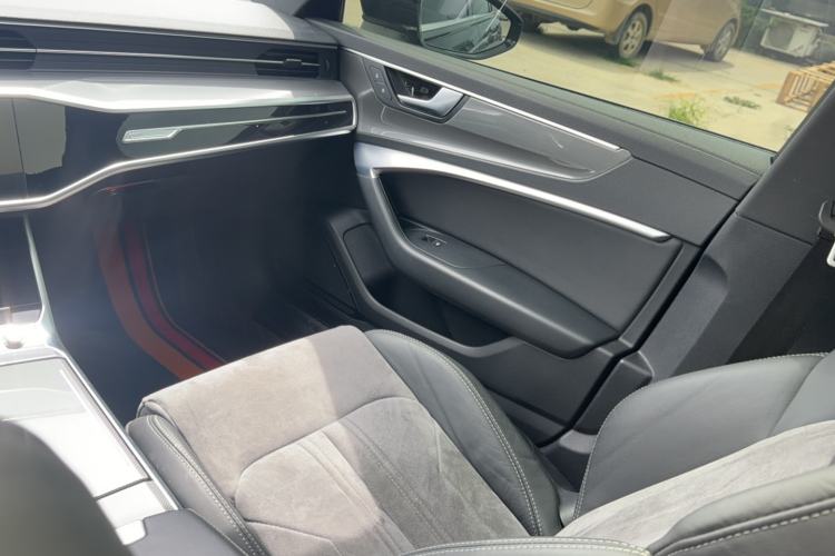 Used Audi A6L 2020 40 TFSI Luxury Dynamic Edition Interior 8