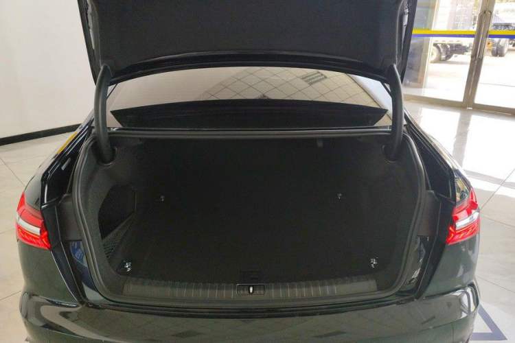 Used Audi A6L 2020 45 TFSI Prestige Elegant Edition Interior 8