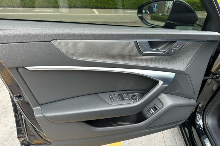 Used Audi A6L 2020 40 TFSI Luxury Dynamic Edition Interior 9