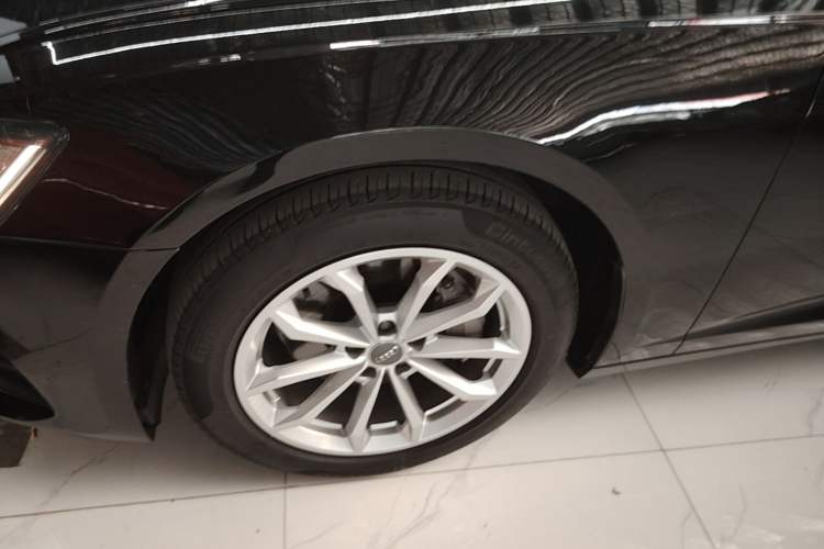 Used Audi A6L 2020 40 TFSI Luxury Prestige Edition Left Front Wheel Hub