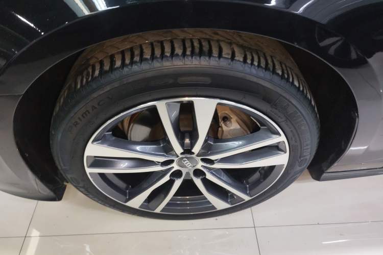 Used Audi A6L 2020 40 TFSI Luxury Dynamic Edition Left Front Wheel Hub