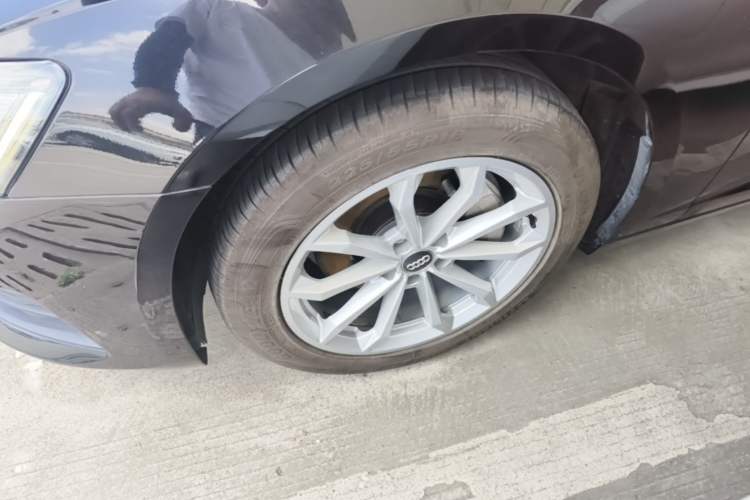 Used Audi A6L 2020 40 TFSI Luxury Prestige Edition Left Front Wheel Hub
