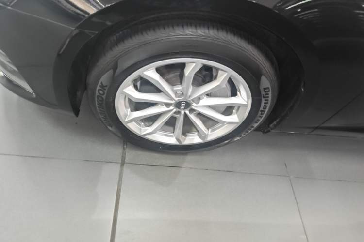 Used Audi A6L 2020 40 TFSI Luxury Prestige Edition Left Front Wheel Hub