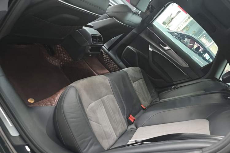 Used Audi A6L 2020 45 TFSI quattro Prestige Dynamic Edition Left Rear Seat