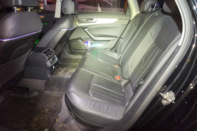 Used Audi A6L 2020 45 TFSI quattro Prestige Elegant Edition Left Rear Seat