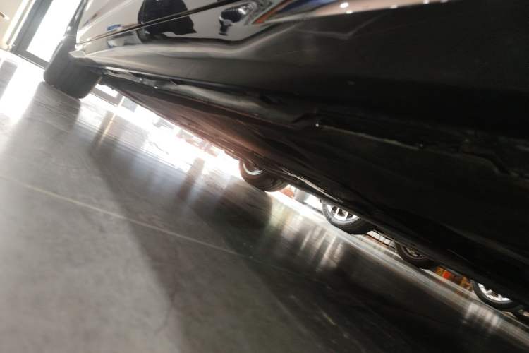 Used Audi A6L 2020 40 TFSI Luxury Dynamic Edition Left Side Sill