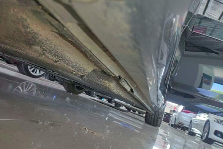 Used Audi A6L 2020 40 TFSI Luxury Dynamic Edition Left Side Sill