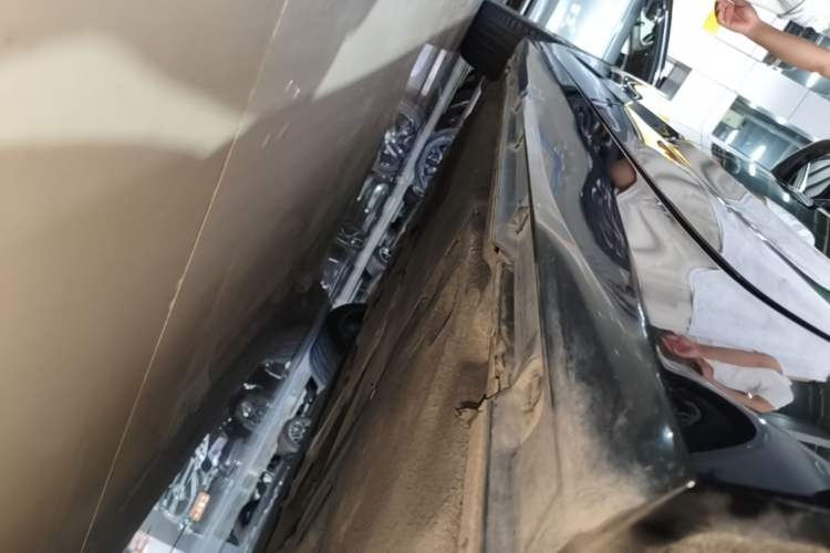 Used Audi A6L 2020 45 TFSI Prestige Elegant Edition Left Side Sill