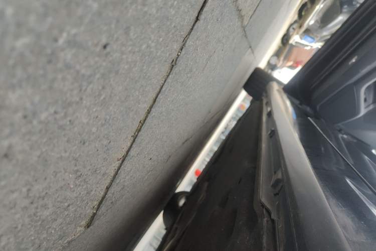 Used Audi A6L 2020 40 TFSI Luxury Dynamic Edition Left Side Sill