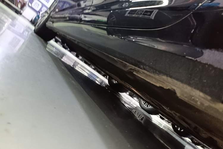 Used Audi A6L 2020 40 TFSI Luxury Dynamic Edition Left Side Sill