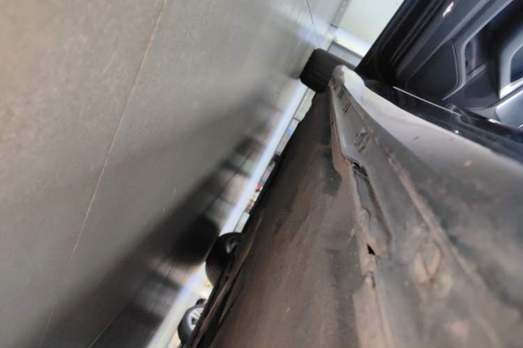 Used Audi A6L 2020 40 TFSI Luxury Dynamic Edition Left Side Sill