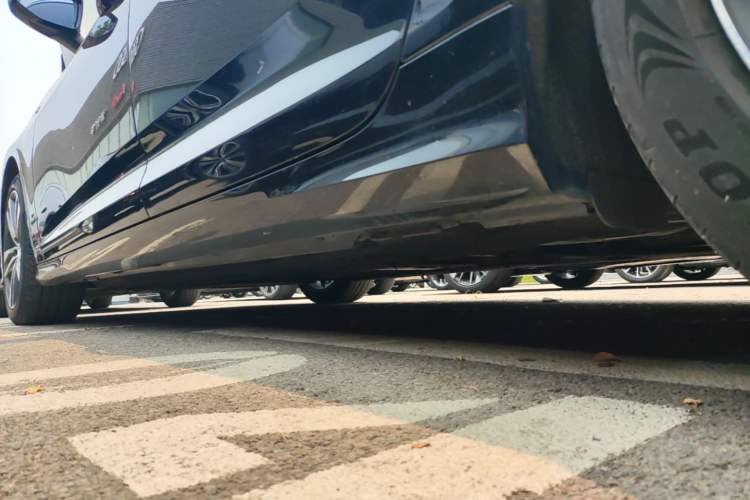 Used Audi A6L 2020 40 TFSI Luxury Dynamic Edition Left Side Sill