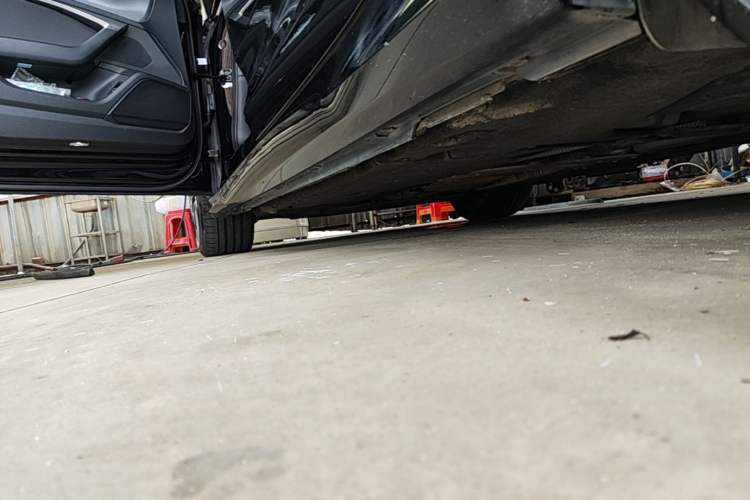 Used Audi A6L 2020 45 TFSI quattro Prestige Dynamic Edition Left Side Sill