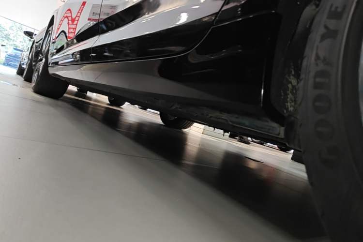 Used Audi A6L 2020 45 TFSI quattro Prestige Elegant Edition Left Side Sill