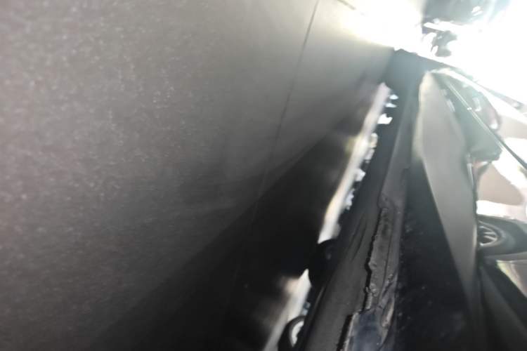 Used Audi A6L 2020 40 TFSI Luxury Prestige Edition Left Side Sill