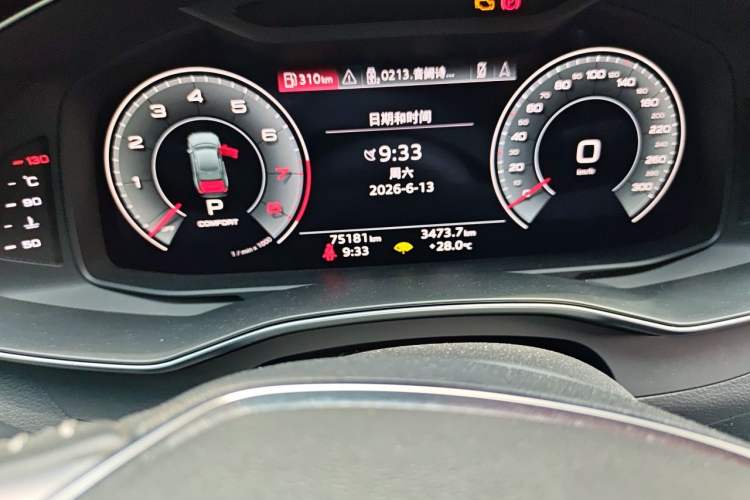 Used Audi A6L 2020 40 TFSI Luxury Dynamic Edition Odometer Close Up