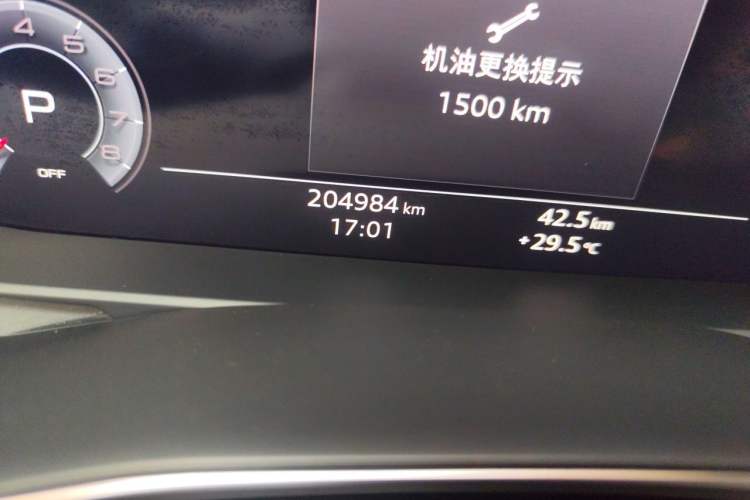 Used Audi A6L 2020 40 TFSI Luxury Dynamic Edition Odometer Close Up