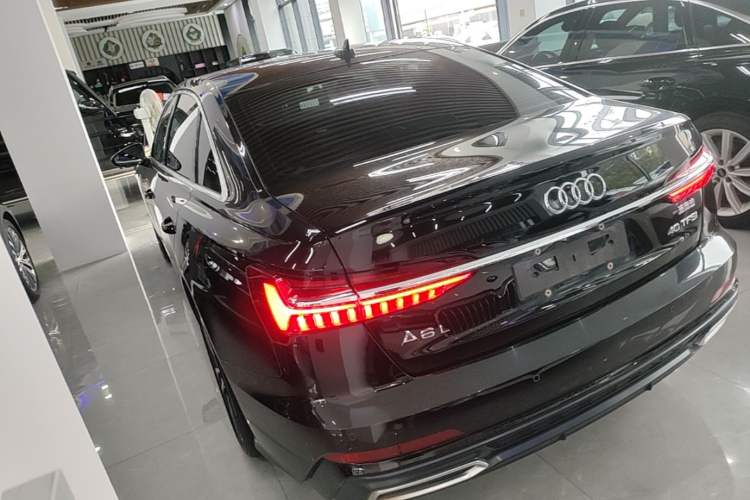 Used Audi A6L 2020 40 TFSI Luxury Dynamic Edition Rear Left 45 Deg
