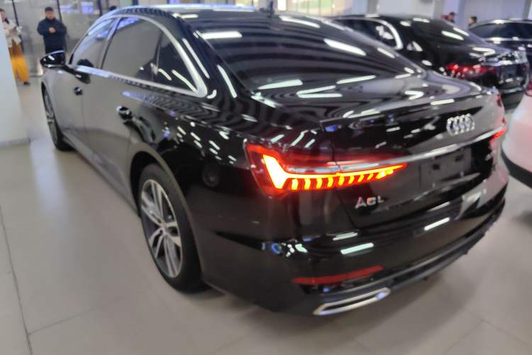 Used Audi A6L 2020 40 TFSI Luxury Dynamic Edition Rear Left 45 Deg