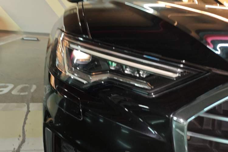 Used Audi A6L 2020 40 TFSI Luxury Dynamic Edition Right Front Headlight
