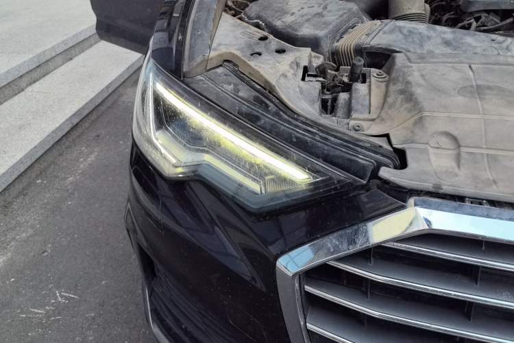 Used Audi A6L 2020 40 TFSI Luxury Dynamic Edition Right Front Headlight