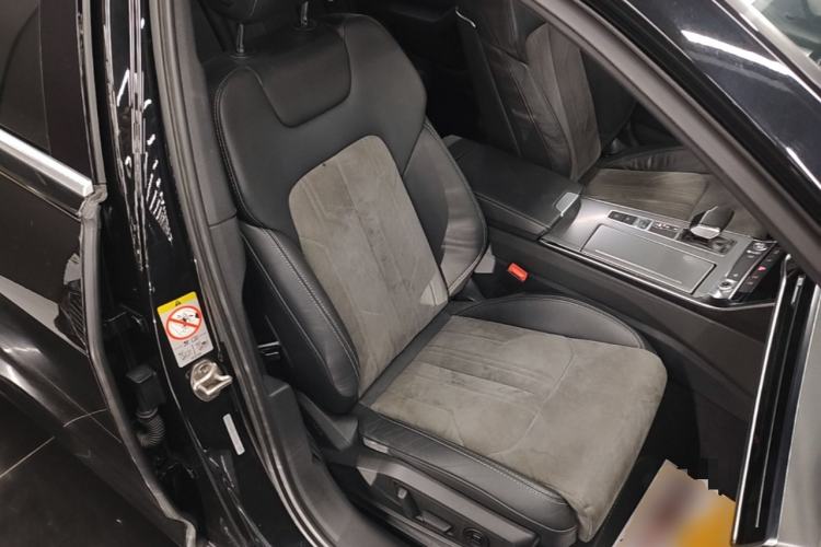 Used Audi A6L 2020 40 TFSI Luxury Dynamic Edition Right Front Seat