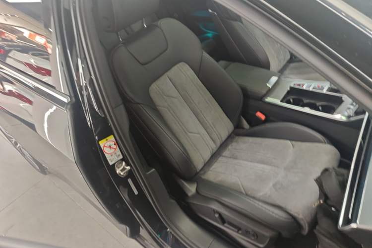 Used Audi A6L 2020 45 TFSI quattro Prestige Dynamic Edition Right Front Seat