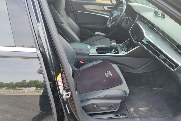 Used Audi A6L 2020 40 TFSI Luxury Dynamic Edition Right Front Seat