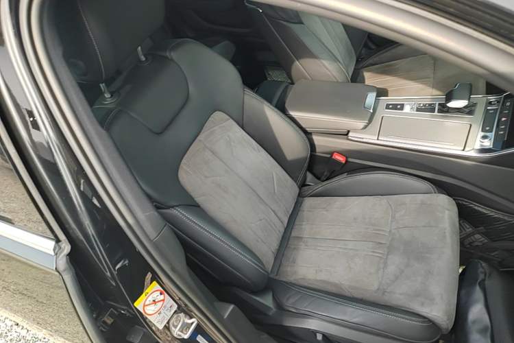 Used Audi A6L 2020 45 TFSI Prestige Dynamic Edition Right Front Seat