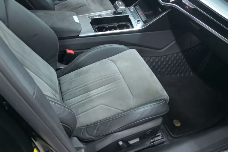 Used Audi A6L 2020 40 TFSI Luxury Dynamic Edition Right Front Seat