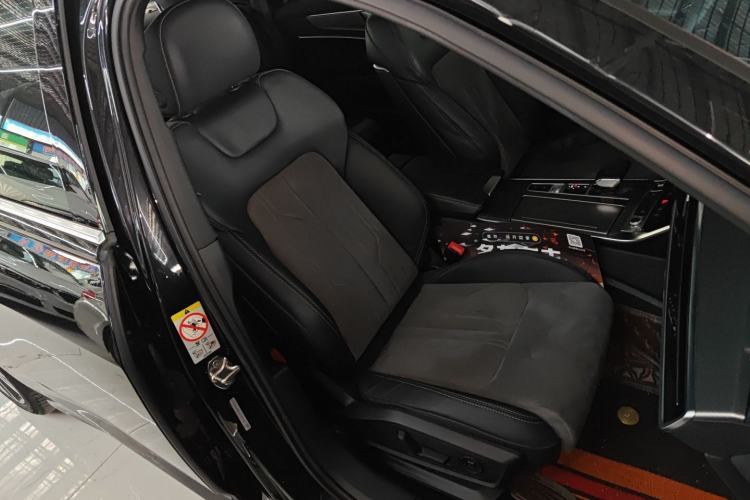 Used Audi A6L 2020 40 TFSI Luxury Dynamic Edition Right Front Seat
