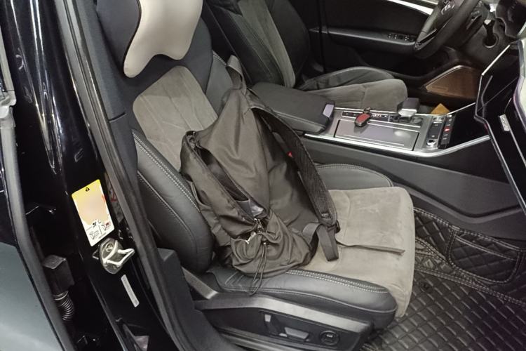 Used Audi A6L 2020 40 TFSI Luxury Dynamic Edition Right Front Seat