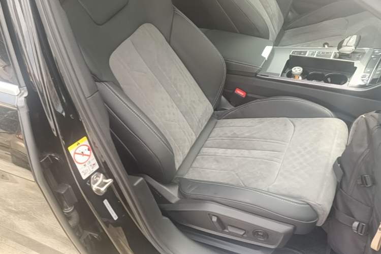 Used Audi A6L 2020 45 TFSI Prestige Dynamic Edition Right Front Seat