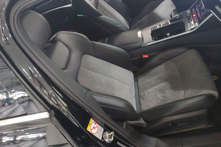 Used Audi A6L 2020 45 TFSI Prestige Dynamic Edition Right Front Seat