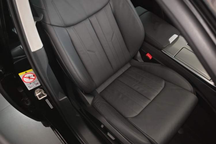 Used Audi A6L 2020 40 TFSI Luxury Prestige Edition Right Front Seat