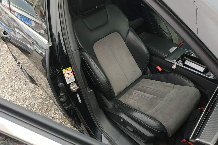 Used Audi A6L 2020 40 TFSI Luxury Dynamic Edition Right Front Seat